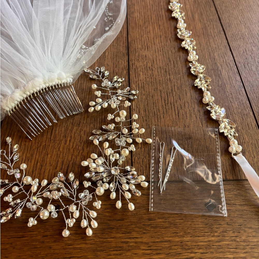 White and Silver Bridal Hair and Dress Accessories Set